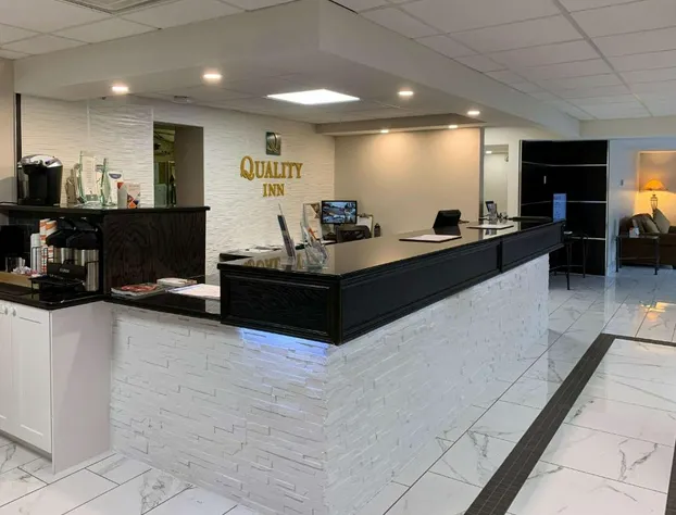 Quality Inn & Conference Centre Downtown hotel detail image 2