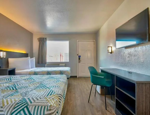 Motel 6 Albuquerque, NM - Carlisle hotel detail image 3