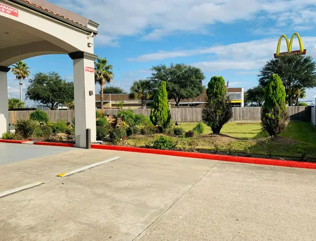 Island Suites hotel detail image 2