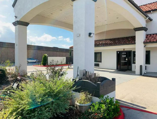 Island Suites hotel detail image 3