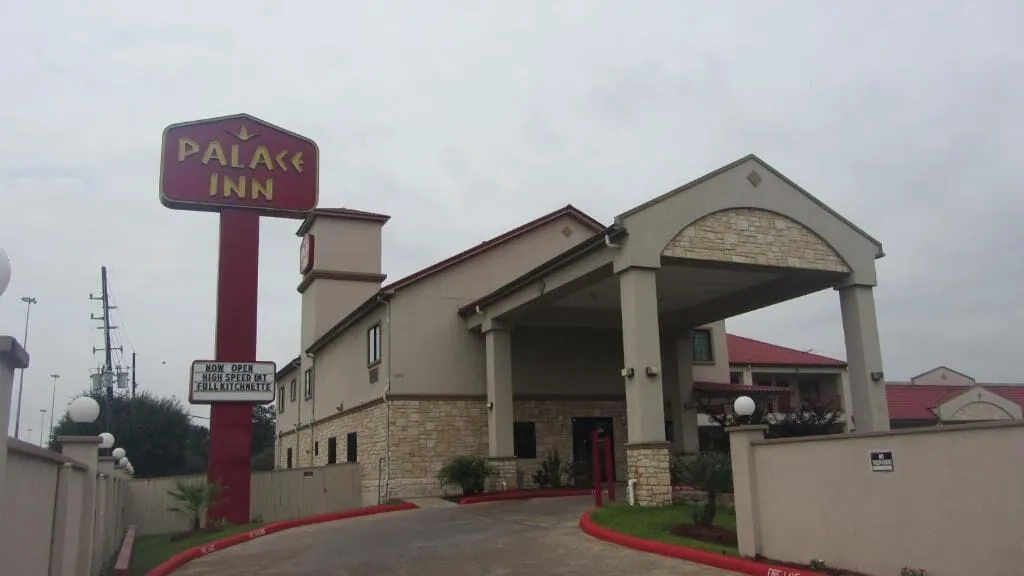 Palace Inn Greenspoint hotel hero