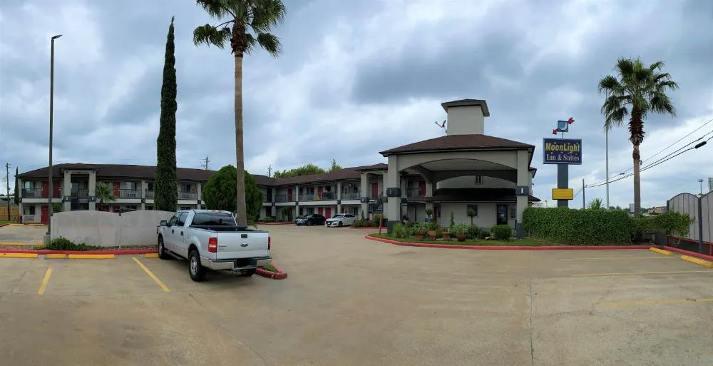 Home Place Inn & Suites hotel hero