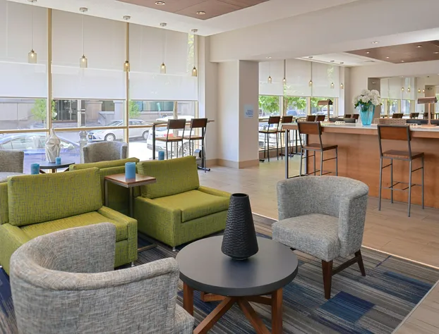 Holiday Inn Express & Suites Buffalo Downtown - Medical CTR by IHG hotel detail image 3