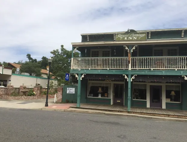 Americas Best Value Inn & Suites Royal Carriage hotel detail image 1