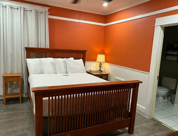 Americas Best Value Inn & Suites Royal Carriage hotel detail image 4