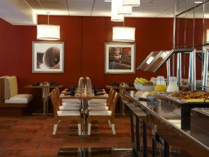 Four Points By Sheraton Los Angeles International Airport hotel detail image 1