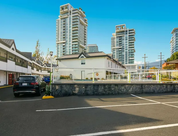 SureStay Hotel by Best Western North Vancouver Capilano hotel detail image 4