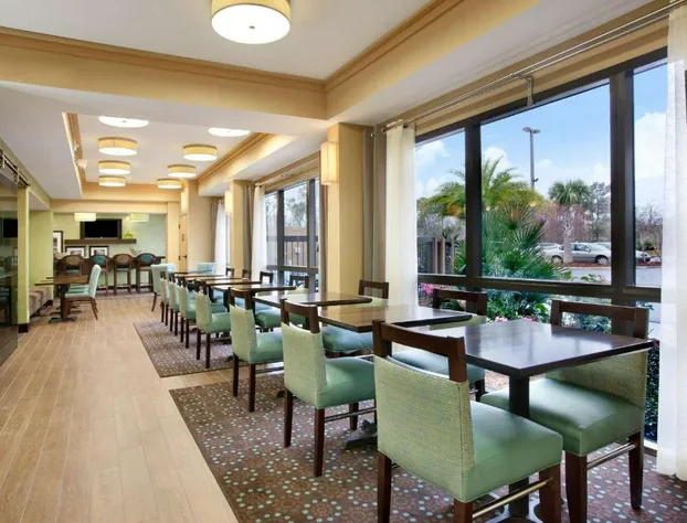 Hampton Inn Slidell hotel detail image 4