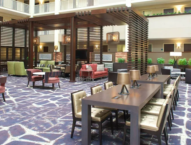 Embassy Suites by Hilton Philadelphia Airport hotel detail image 2