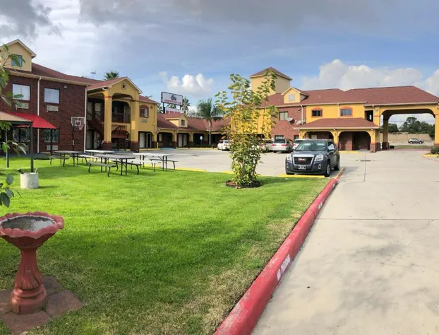 Raintree Inn and Suites hotel detail image 2