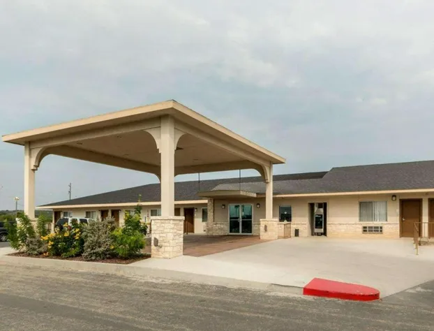 Motel 6 Junction, Texas - Llano River hotel detail image 1