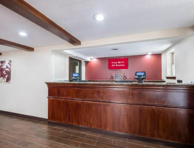 Red Roof Inn & Suites Stafford, VA hotel detail image 2