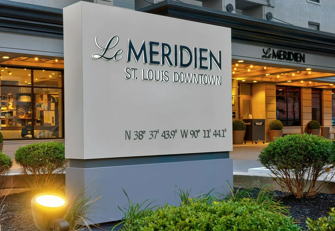 Le Meridien St. Louis Downtown hotel hero