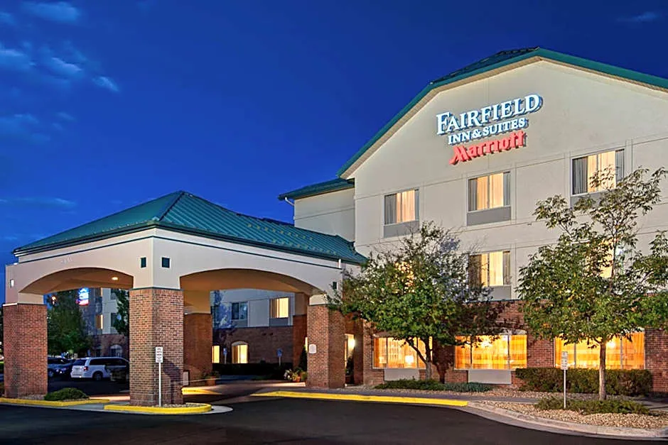 Fairfield Inn and Suites by Marriott Denver Airport hotel hero