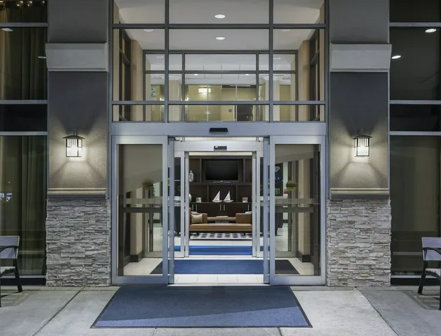 Holiday Inn Express Hotel and Suites Laurel by IHG hotel detail image 2