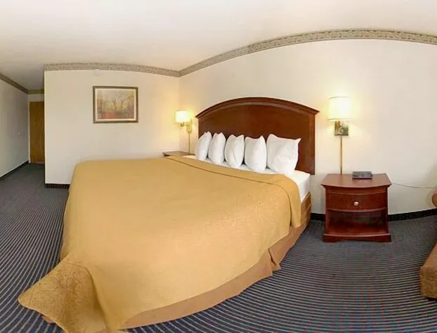 Quality Inn Scottsburg hotel detail image 2