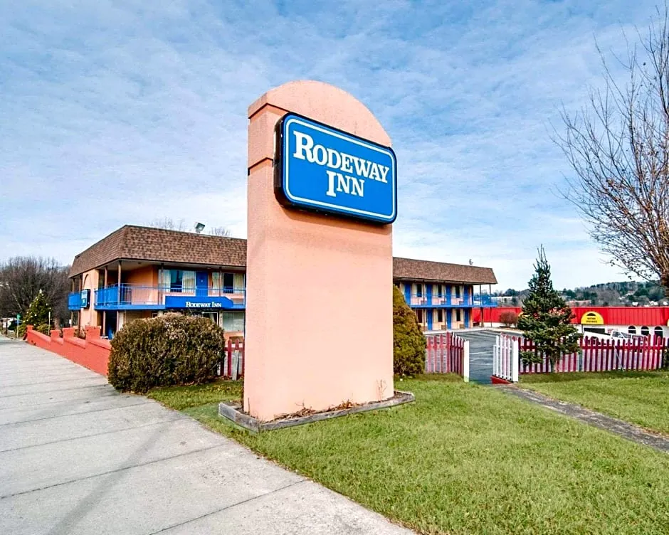 Rodeway Inn Galax Highway 58 hotel hero