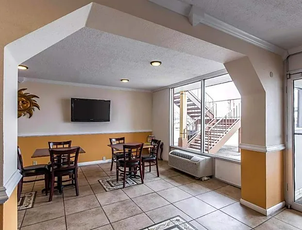 Rodeway Inn hotel detail image 4