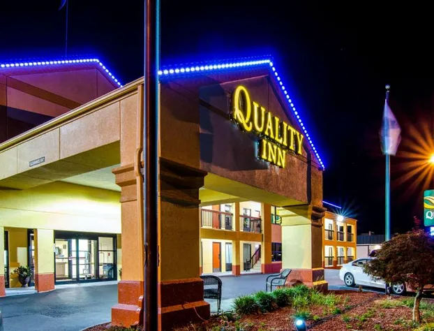 Quality Inn Tanglewood hotel detail image 4