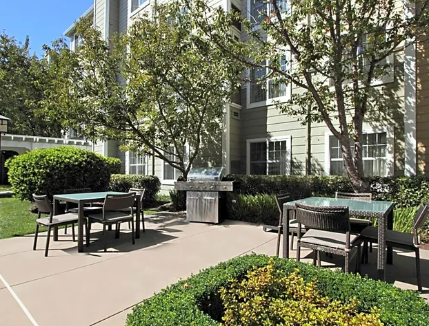 Homewood Suites by Hilton Newark-Fremont hotel detail image 3