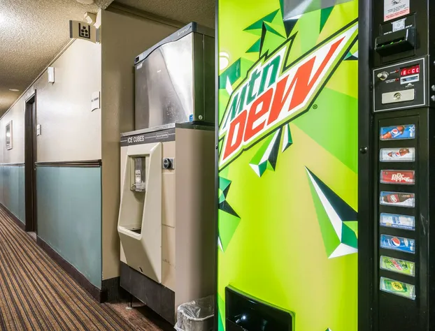 Quality Inn & Suites Silverdale Bangor - Keyport hotel detail image 4