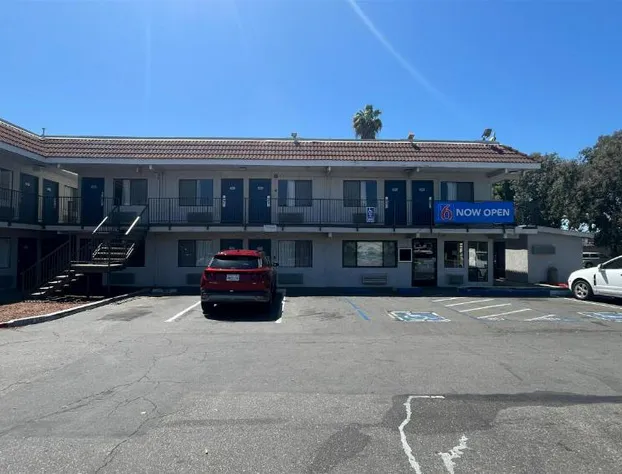 Motel 6 Modesto CA hotel detail image 2