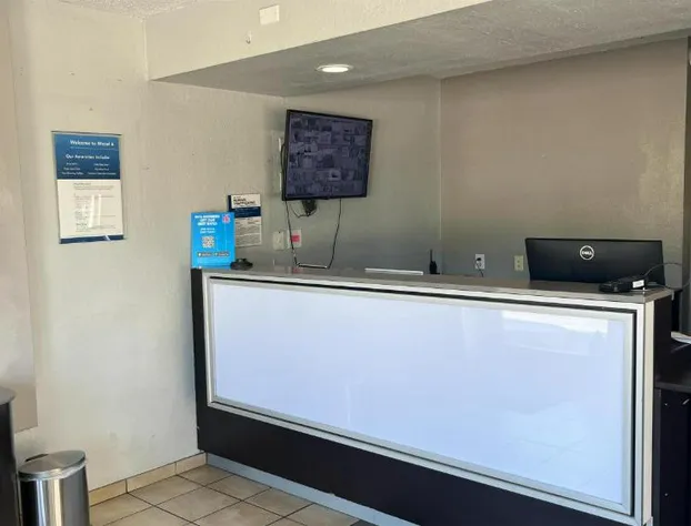 Motel 6 Modesto CA hotel detail image 4