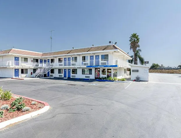 Motel 6 Modesto CA hotel detail image 1