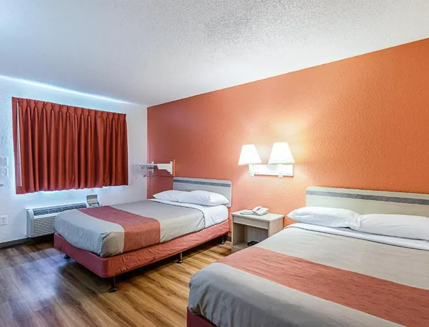 Motel 6 Modesto CA hotel detail image 4