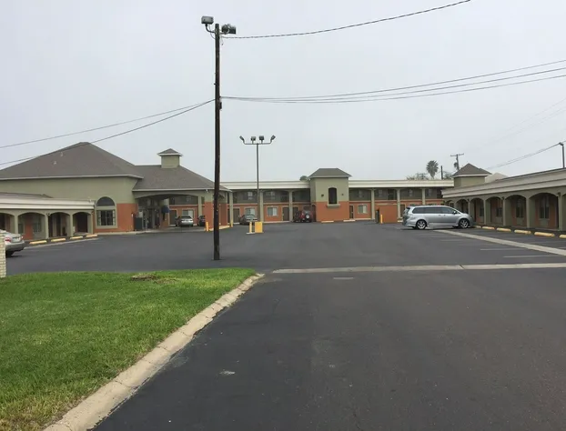 Aloha In McAllen Airport near Medical Center TX hotel detail image 1