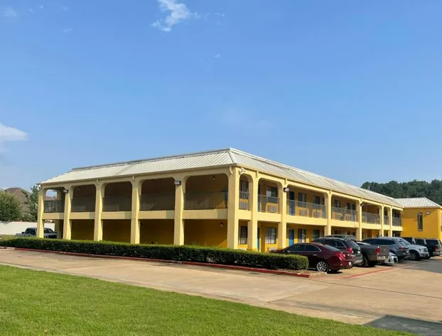 Majestic Inn hotel detail image 2