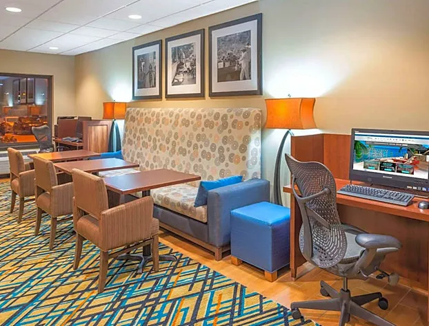 Hampton Inn Columbia hotel detail image 4