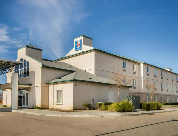 Motel 6 Lemoore, CA hotel detail image 1