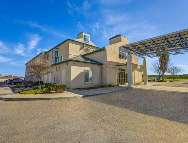 Motel 6 Lemoore, CA hotel detail image 2