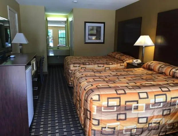 Executive Inn & Suites hotel detail image 4