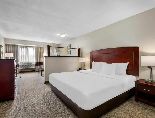 Comfort Inn & Suites North East hotel detail image 4