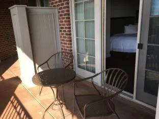 The Glen Club hotel detail image 1