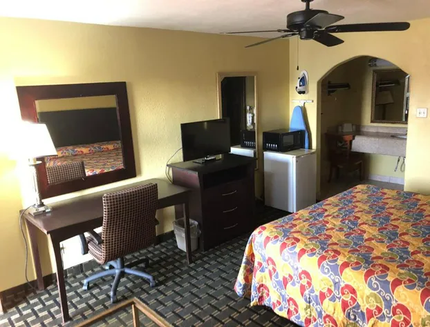 Kings Inn Mexia hotel detail image 2