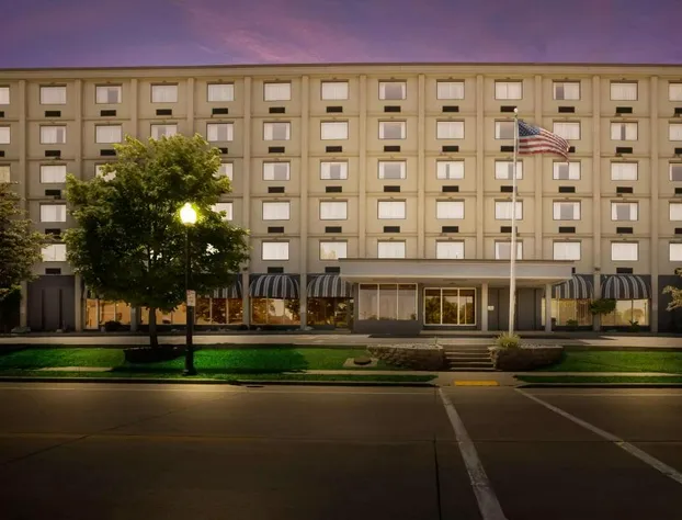 Best Western Riverfront Inn hotel detail image 1