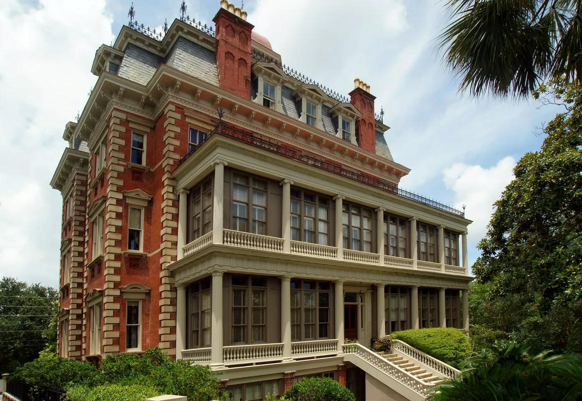 Wentworth Mansion hotel hero