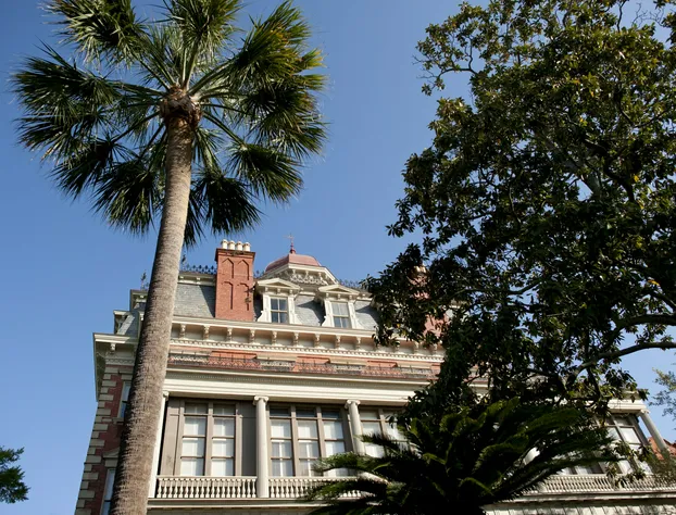 Wentworth Mansion hotel detail image 1