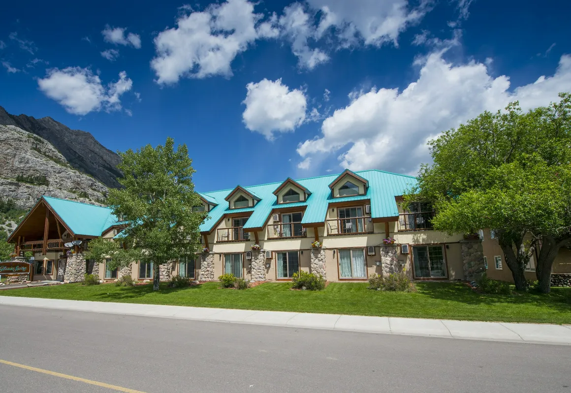 Waterton Glacier Suites hotel hero