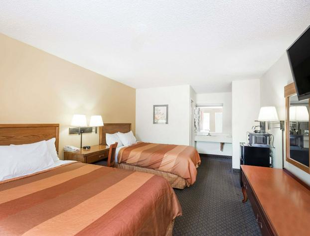 Days Inn by Wyndham Fort Payne hotel detail image 4