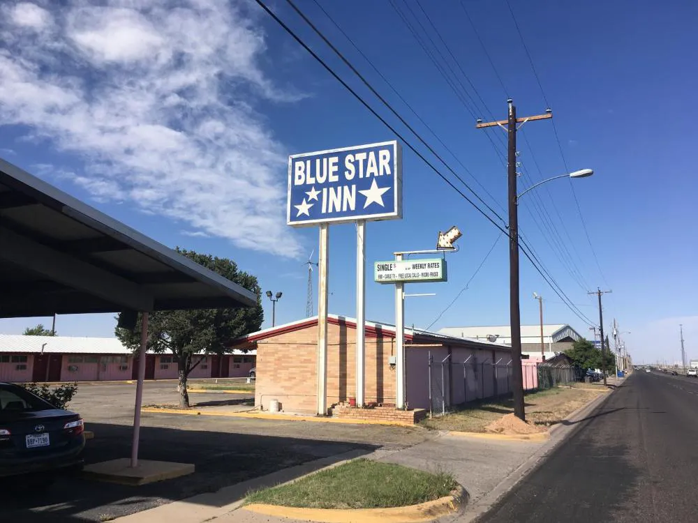 Blue Star Inn hotel hero