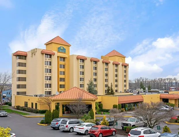 La Quinta Inn & Suites by Wyndham Tacoma - Seattle hotel detail image 2