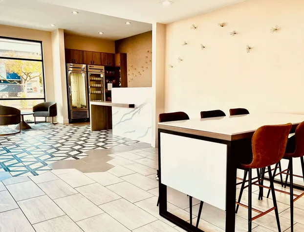 Ramada by Wyndham Modesto Yosemite Area hotel detail image 3