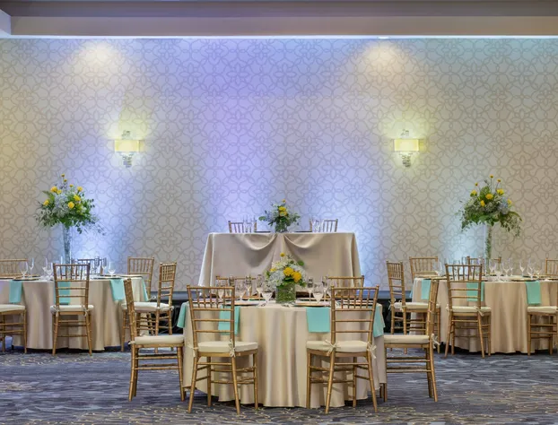 Delta Hotel Philadelphia Airport hotel detail image 4