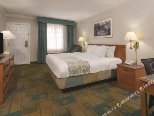 La Quinta Inn by Wyndham New Orleans Causeway hotel detail image 4