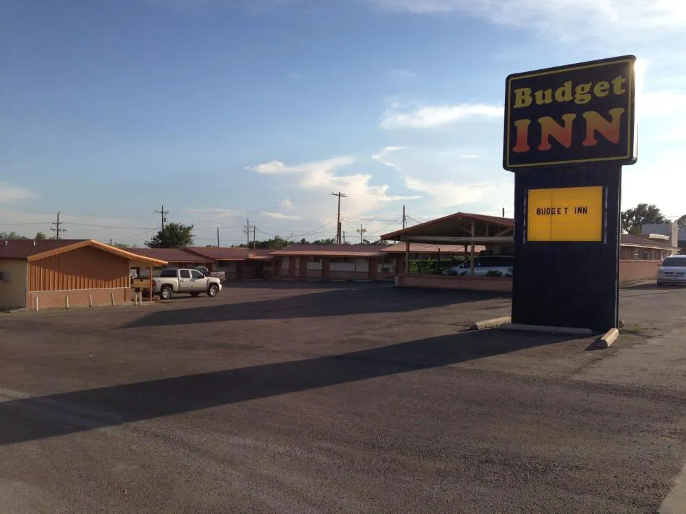Budget Inn Plainview hotel hero