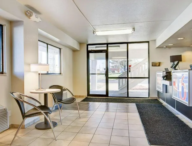 Motel 6 Springfield, MO - North hotel detail image 4